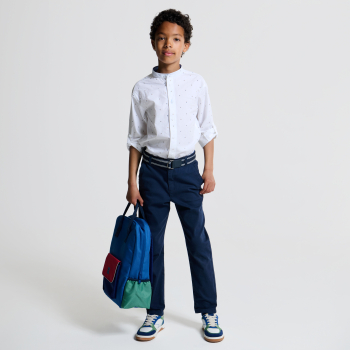 قميص بنقوش صغيرة مطبوعة، أبيض اللون للأولاد